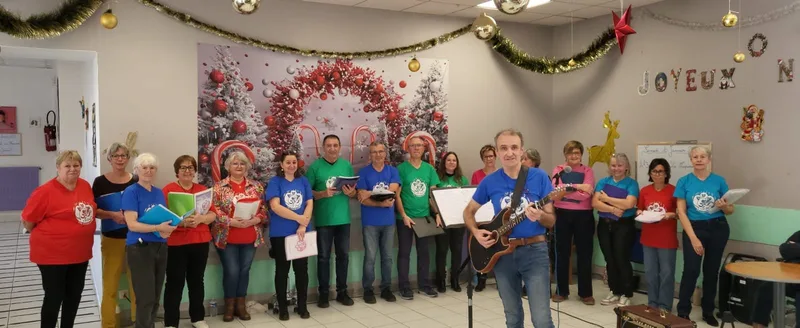 La chorale du Foyer réunie pour chanter